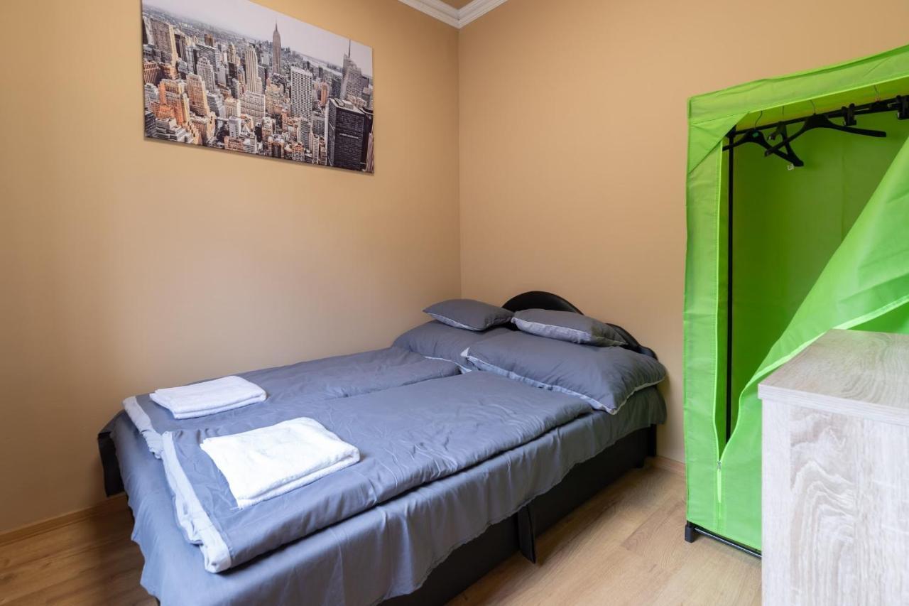 Апартаменты Ivanhoe Apartman Ньирбатор Экстерьер фото